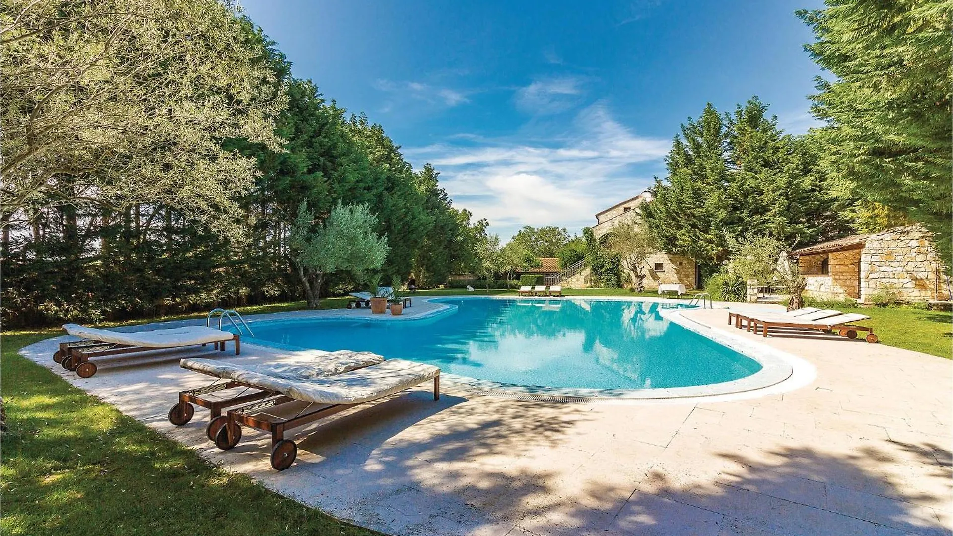 Nice Home In Bale With House A Panoramic View