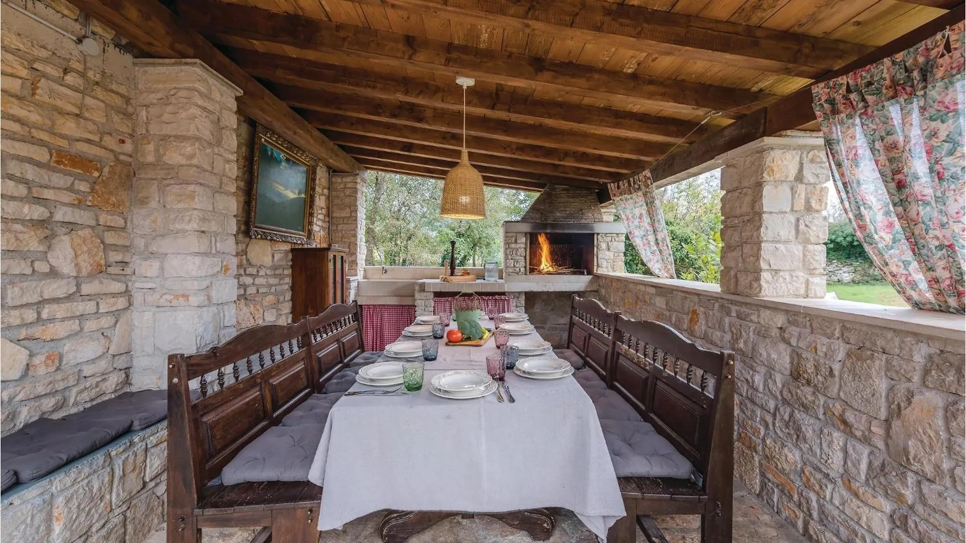 Nice Home In Bale With House A Panoramic View