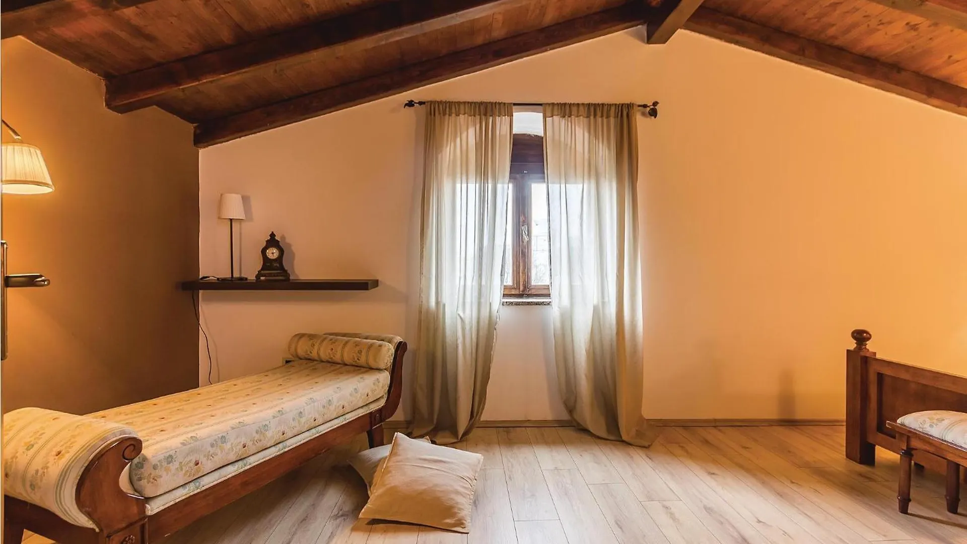 Vakantiehuis Nice Home In Bale With House A Panoramic View